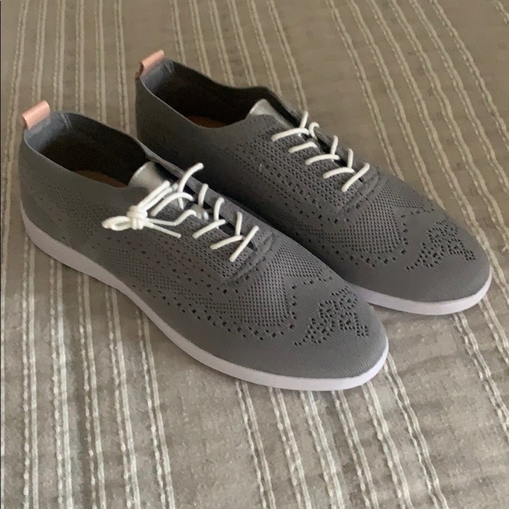 Nautical tennis shoes